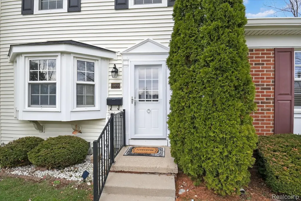 19555 Dartmouth Place Northville Township MI 48167