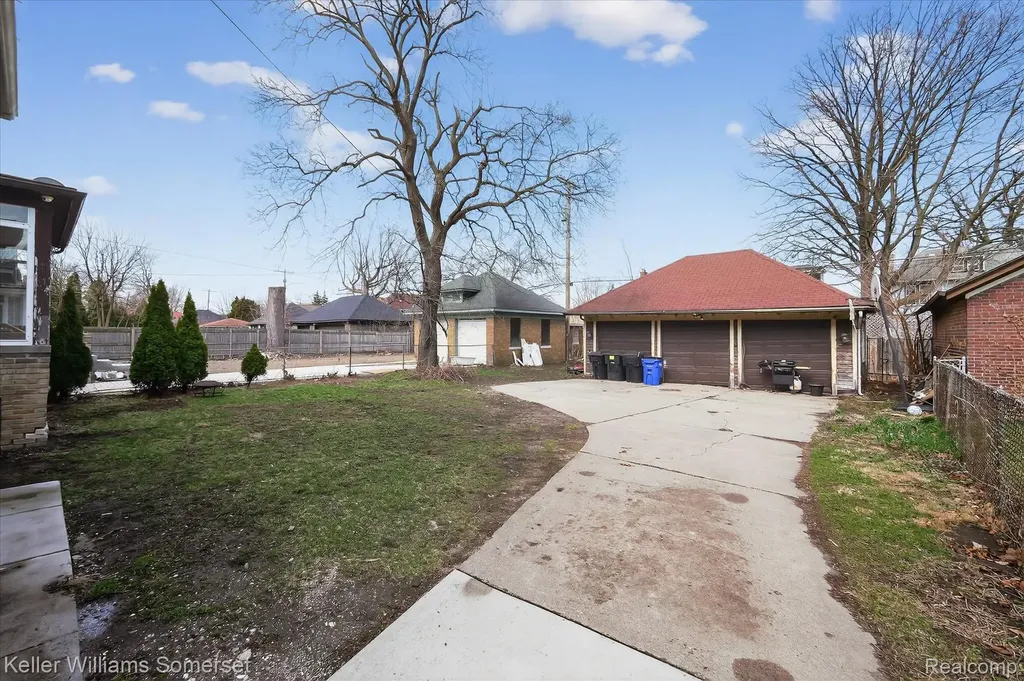 1986 W Boston Boulevard Detroit City MI 48206