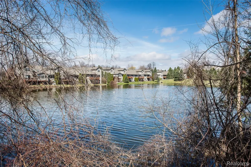 6062 Green Ash Drive Brighton City MI 48116