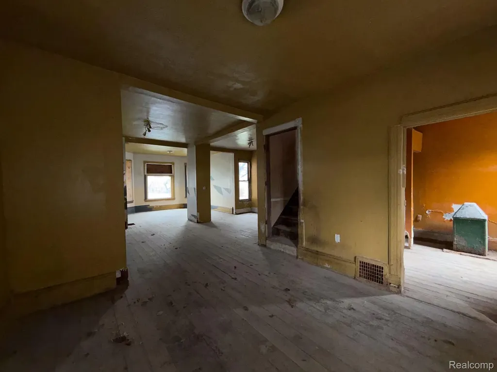 2546 W Forest Avenue Detroit City MI 48208