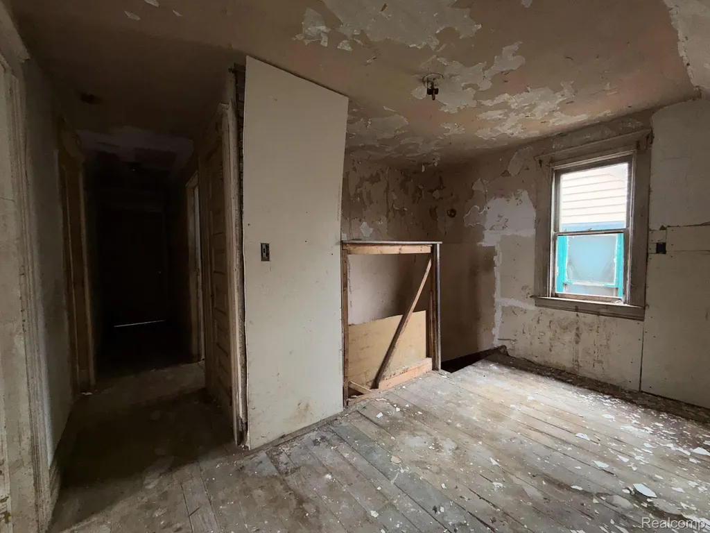 2546 W Forest Avenue Detroit City MI 48208