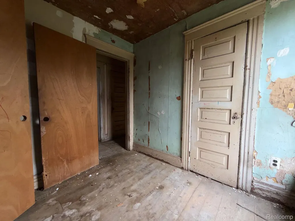 2546 W Forest Avenue Detroit City MI 48208
