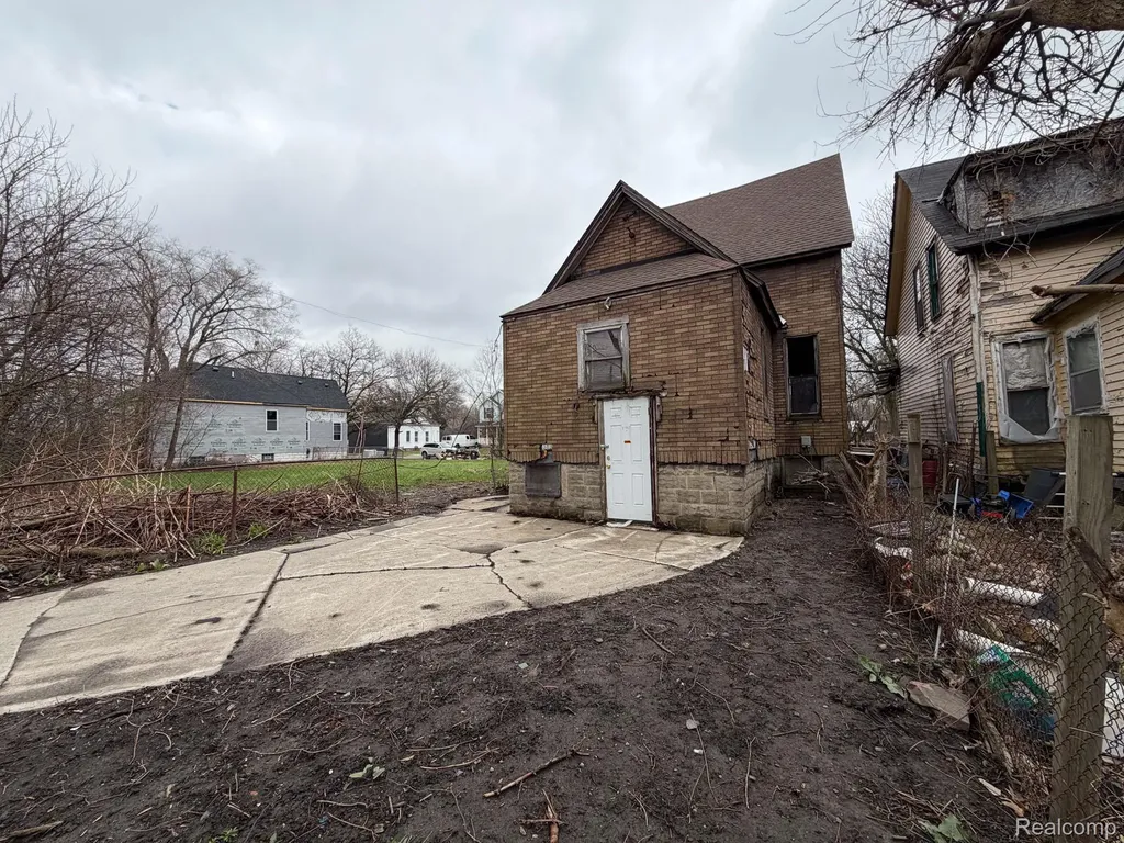 2546 W Forest Avenue Detroit City MI 48208