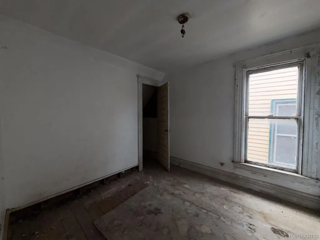 2546 W Forest Avenue Detroit City MI 48208