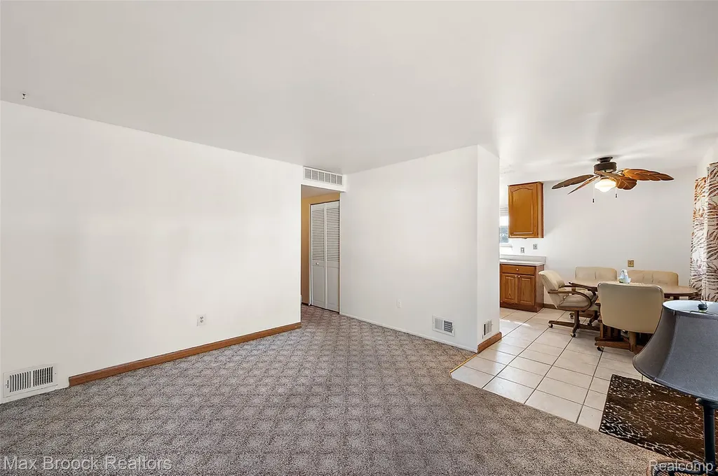1213 Batavia Avenue Royal Oak City MI 48067