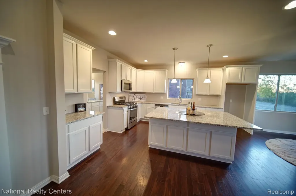 8374 Meadow Creek Drive Goodrich Village MI 48438