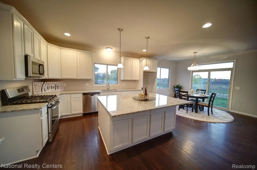 8374 Meadow Creek Drive Goodrich Village MI 48438