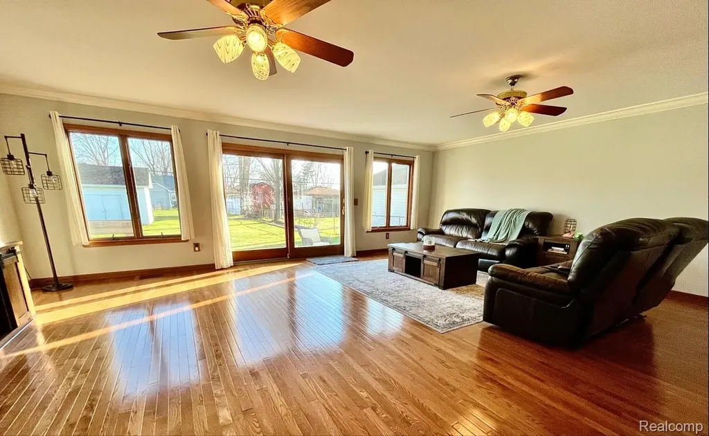 22935 Allor Street St. Clair Shores City MI 48082