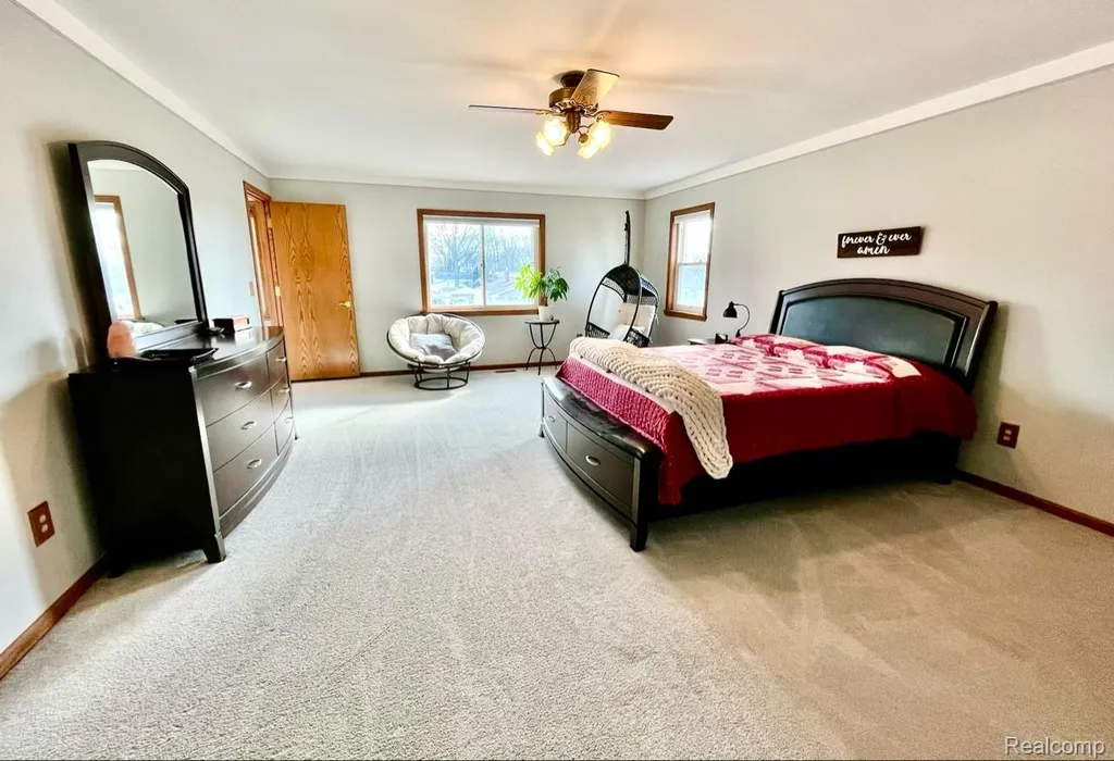 22935 Allor Street St. Clair Shores City MI 48082