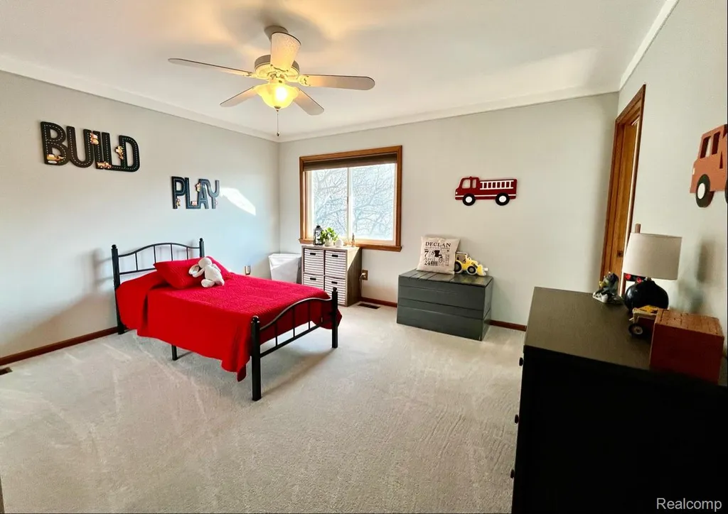 22935 Allor Street St. Clair Shores City MI 48082