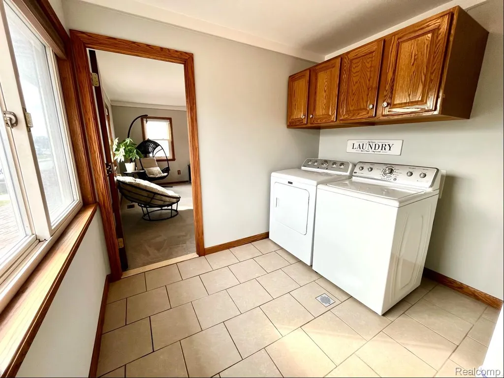 22935 Allor Street St. Clair Shores City MI 48082