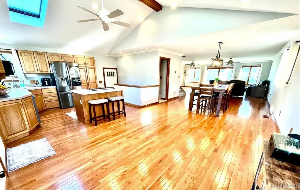22935 Allor Street St. Clair Shores City MI 48082