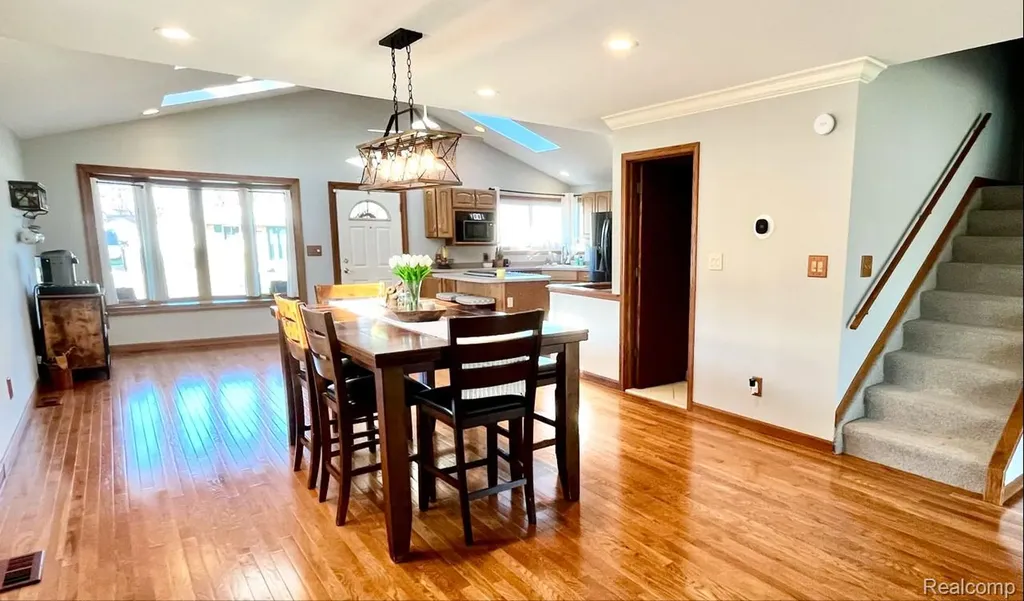 22935 Allor Street St. Clair Shores City MI 48082
