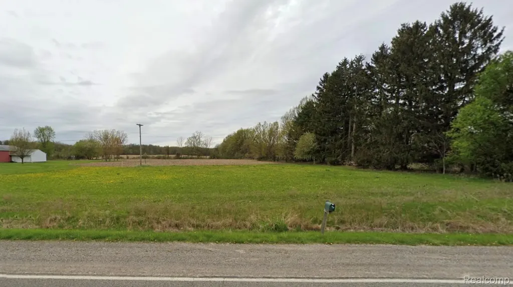 4144 Seymour Road Clayton Charter Township MI 48473