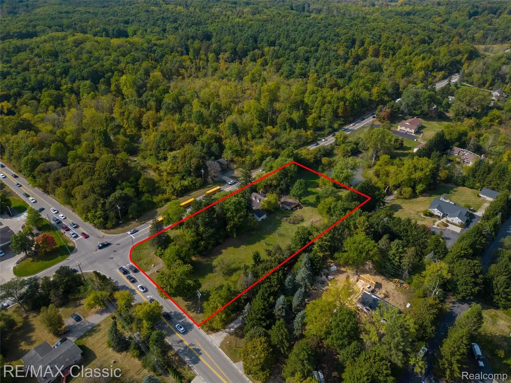 19150 Beck Road Northville Township MI 48167