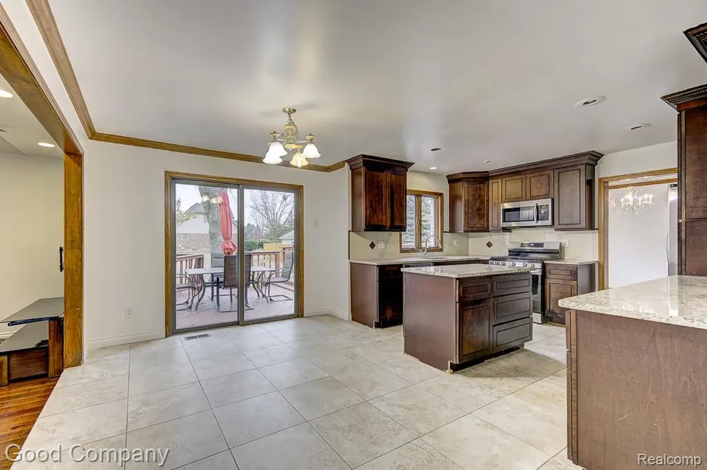 38092 Westchester Road Sterling Heights City MI 48310