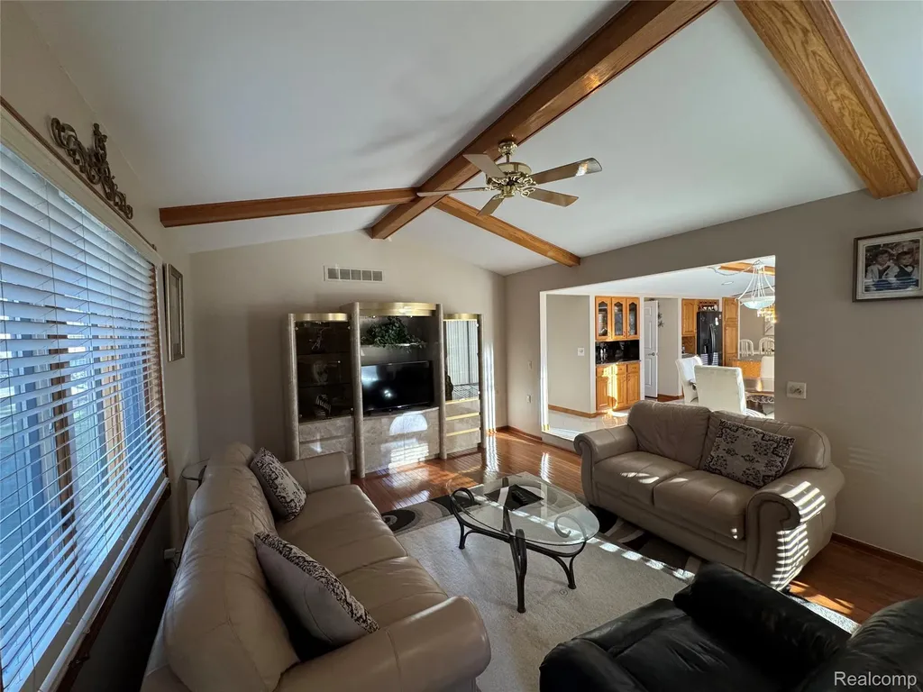 48583 Tilch Road Macomb Township MI 48044