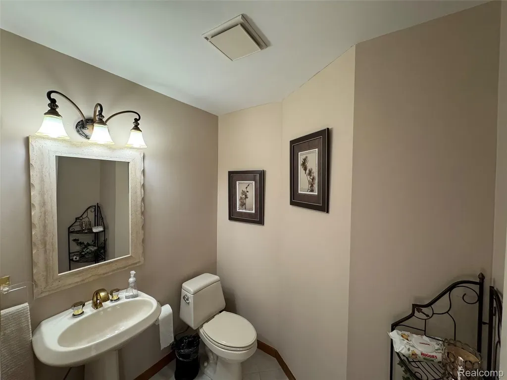 48583 Tilch Road Macomb Township MI 48044