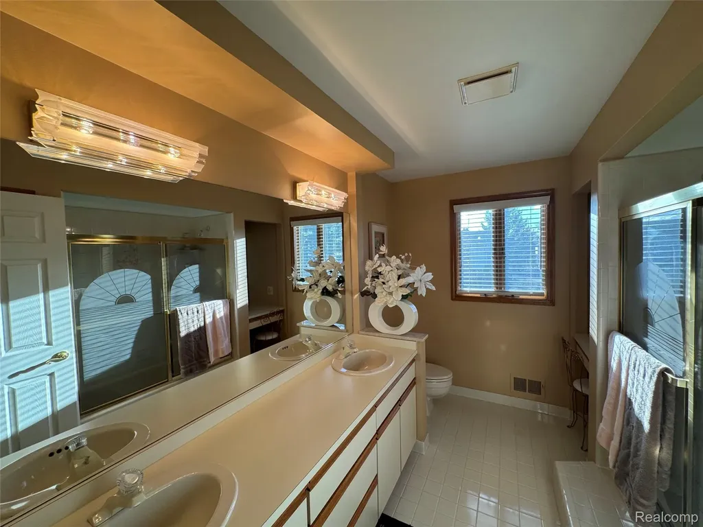 48583 Tilch Road Macomb Township MI 48044