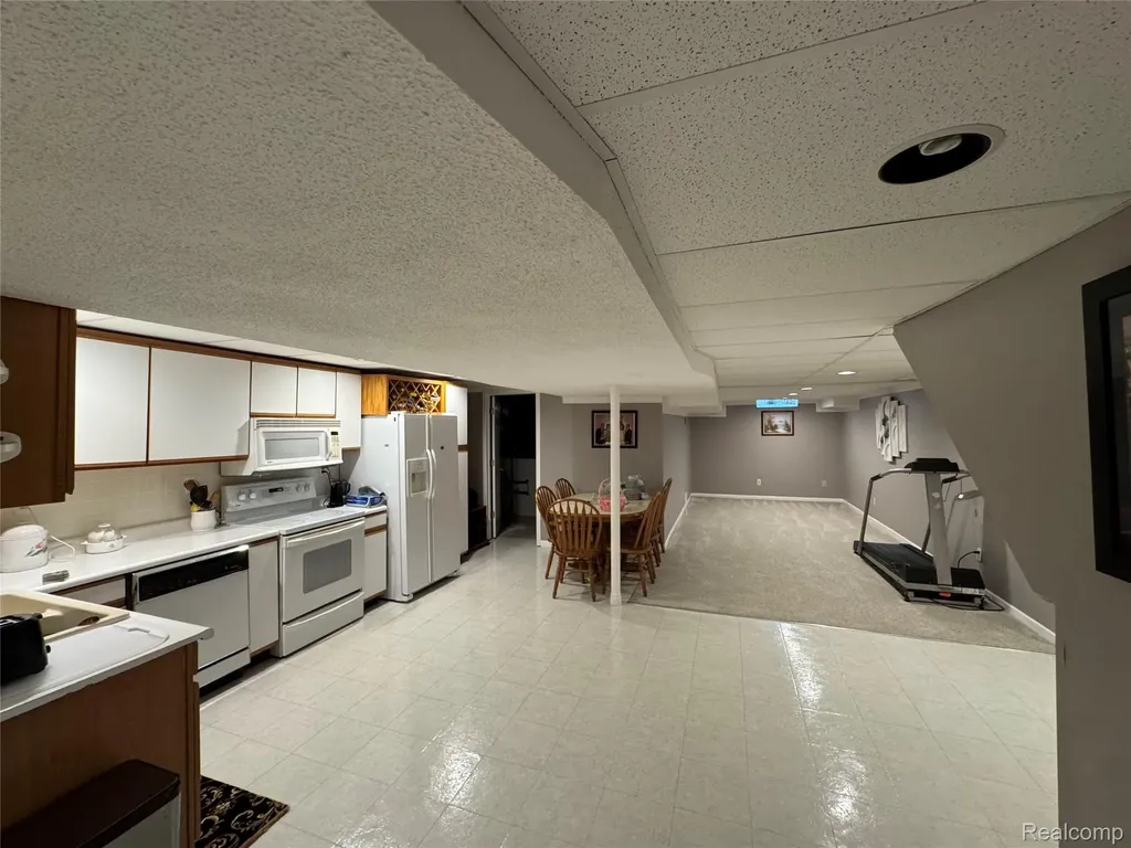 48583 Tilch Road Macomb Township MI 48044