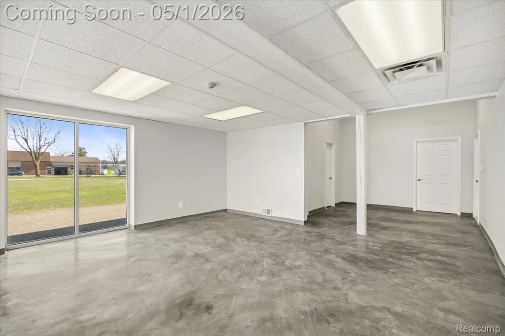 588 S Lapeer Road Oxford Charter Township MI 48371