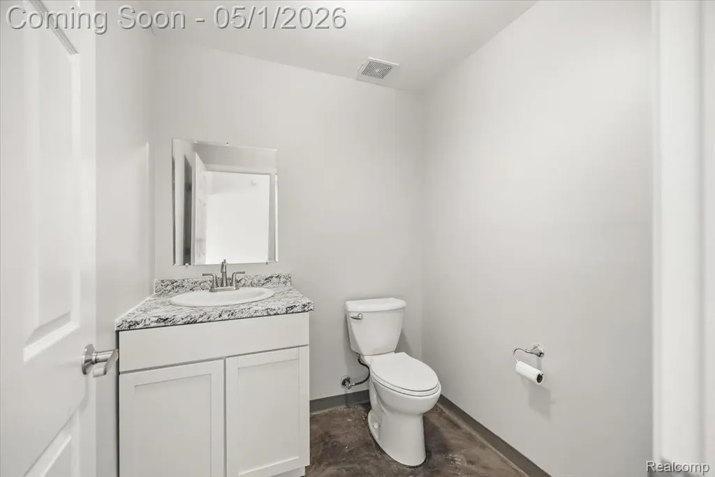 588 S Lapeer Road Oxford Charter Township MI 48371