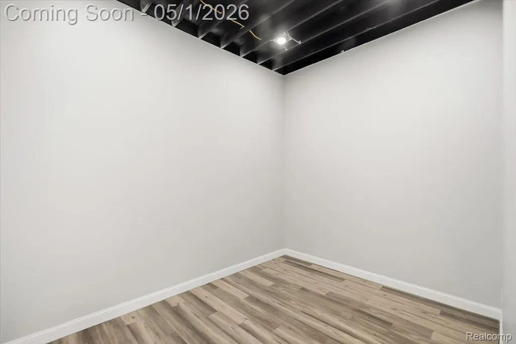 588 S Lapeer Road Oxford Charter Township MI 48371