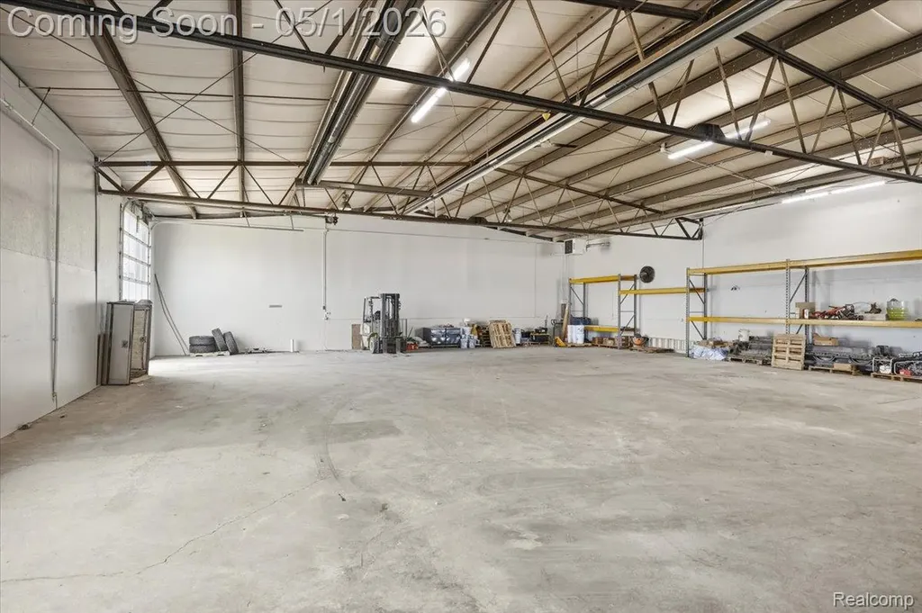 588 S Lapeer Road Oxford Charter Township MI 48371