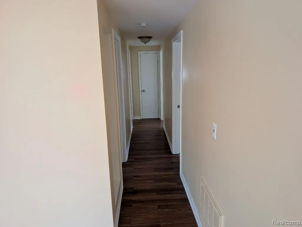 4024 Wenonah Lane Waterford Charter Township MI 48328