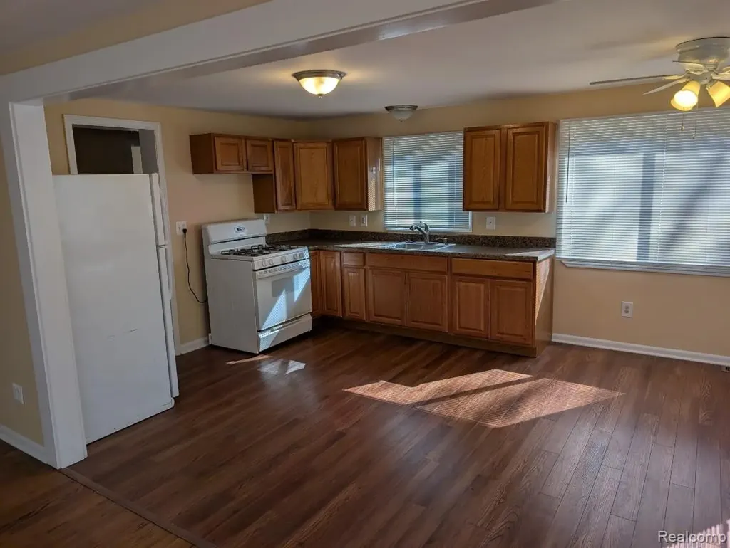4024 Wenonah Lane Waterford Charter Township MI 48328
