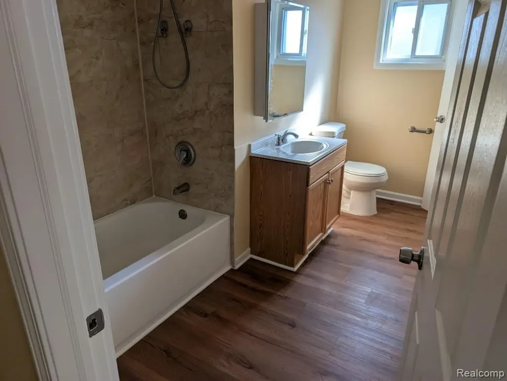 4024 Wenonah Lane Waterford Charter Township MI 48328