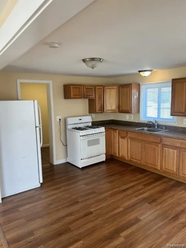 4024 Wenonah Lane Waterford Charter Township MI 48328