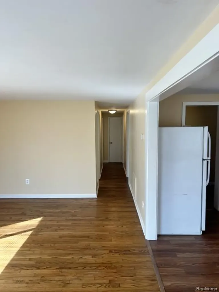 4024 Wenonah Lane Waterford Charter Township MI 48328