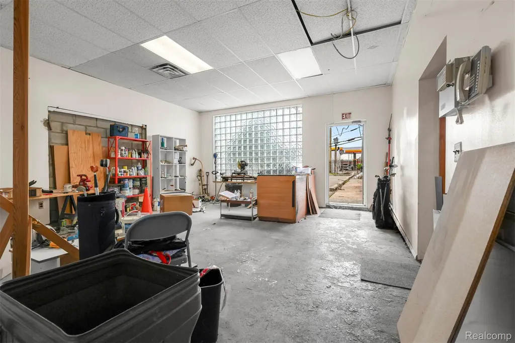 260 Mount Elliott Street Detroit City MI 48207
