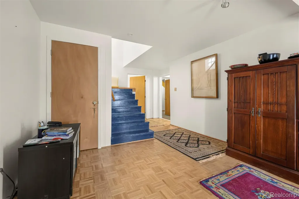 260 Mount Elliott Street Detroit City MI 48207