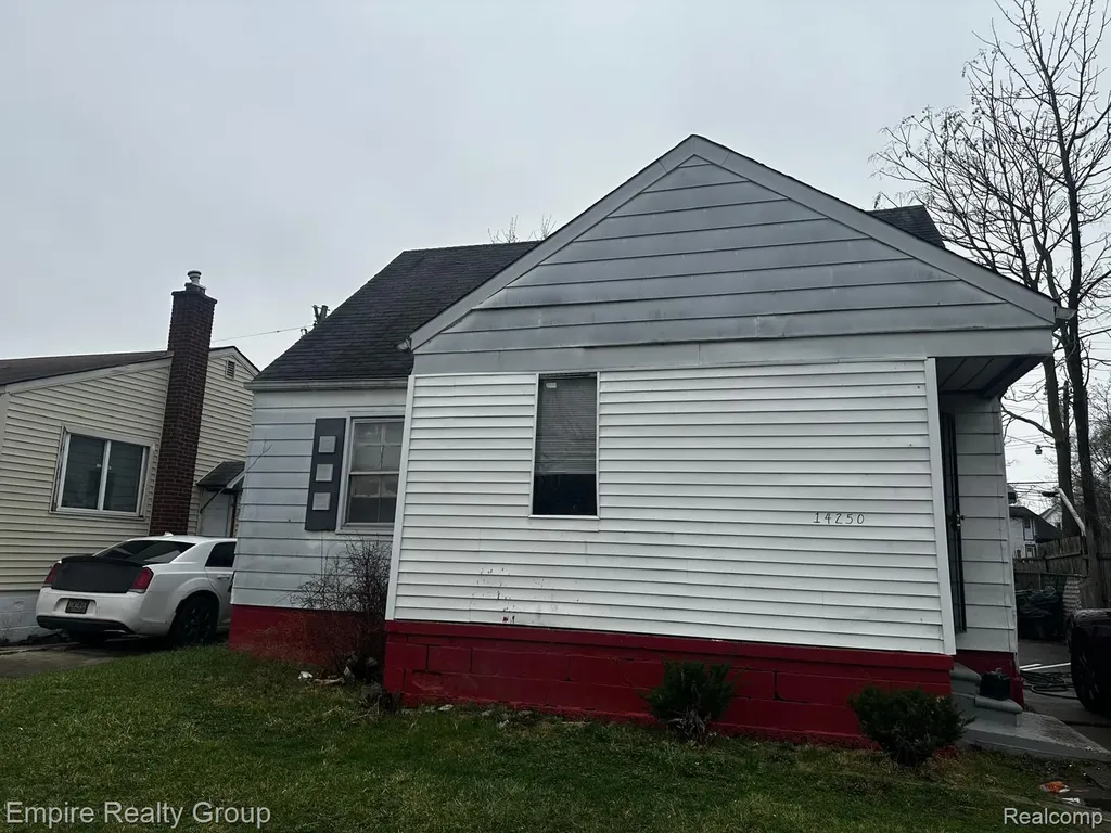 14250 Houston Whittier Street Detroit City MI 48205