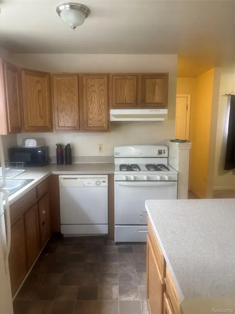 15463 Dexter Avenue Detroit City MI 48238