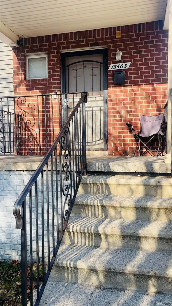 15463 Dexter Avenue Detroit City MI 48238
