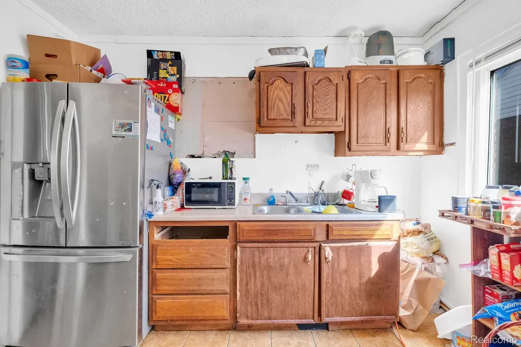 16634 Cruse Street Detroit City MI 48235