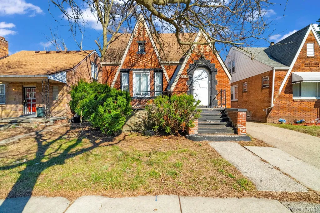 16634 Cruse Street Detroit City MI 48235