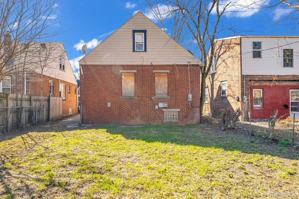 16634 Cruse Street Detroit City MI 48235