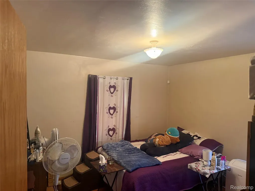 4308 S Grand Traverse Flint City MI 48507