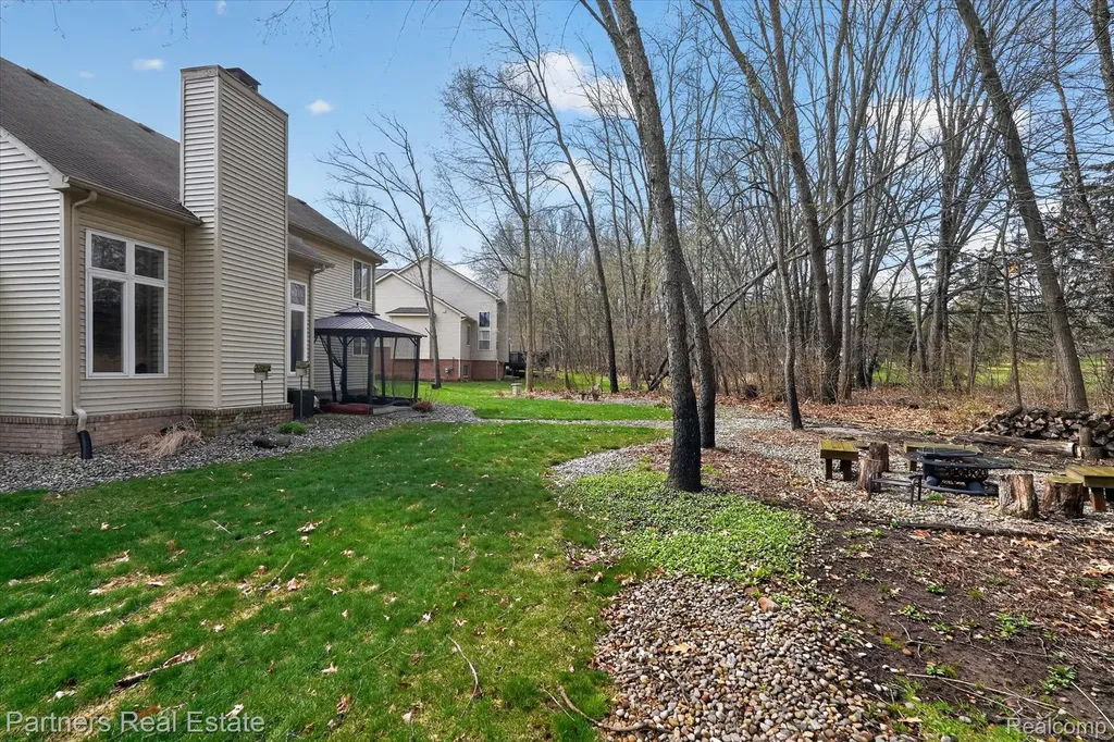 112 Summer Shade Drive Marion Township MI 48843