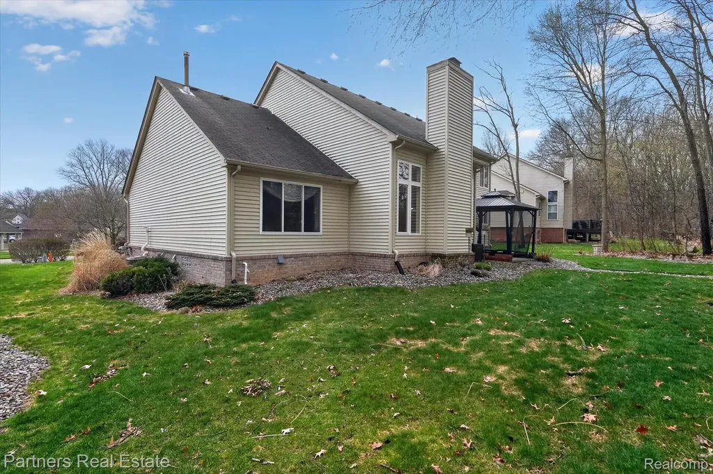 112 Summer Shade Drive Marion Township MI 48843