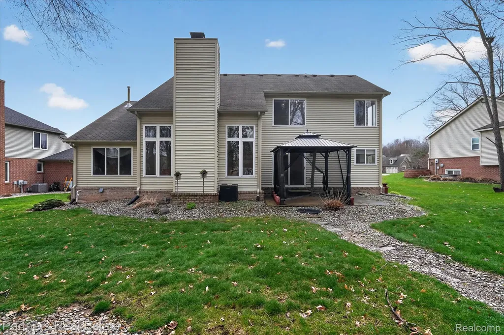 112 Summer Shade Drive Marion Township MI 48843