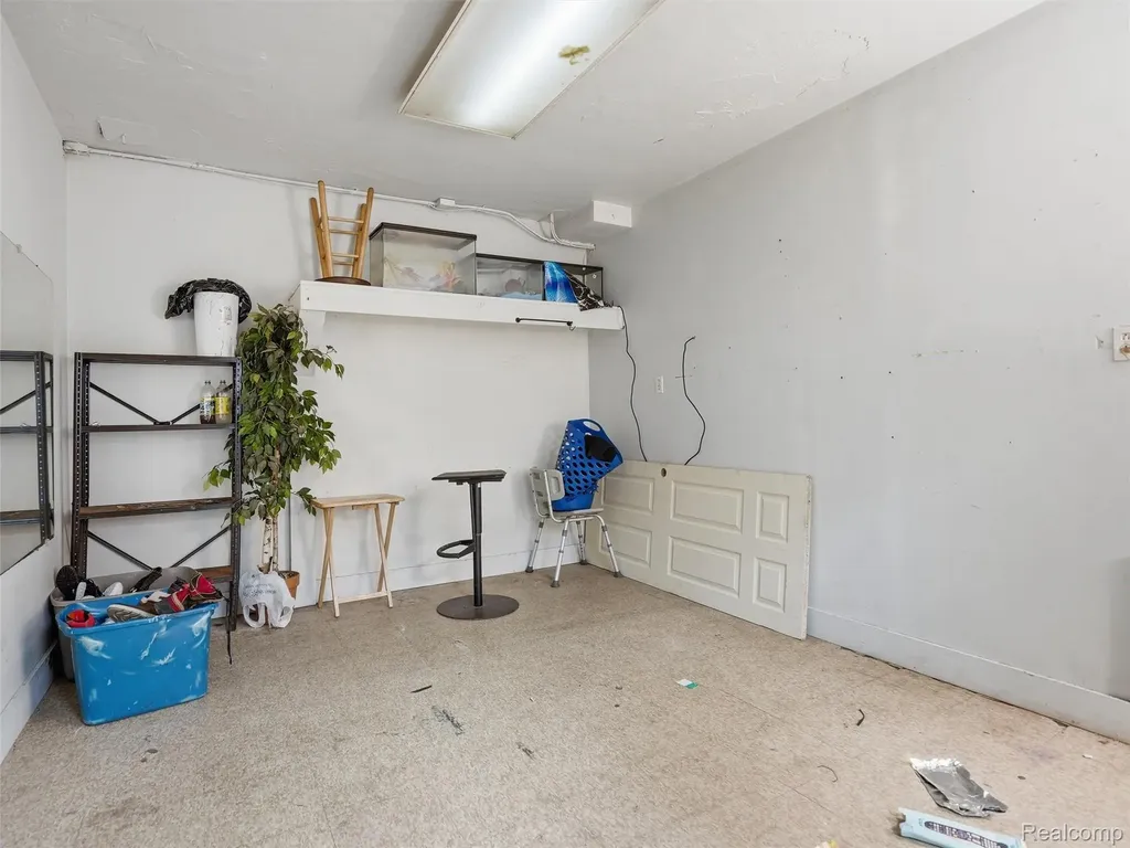 10320 Van Dyke Street Detroit City MI 48234