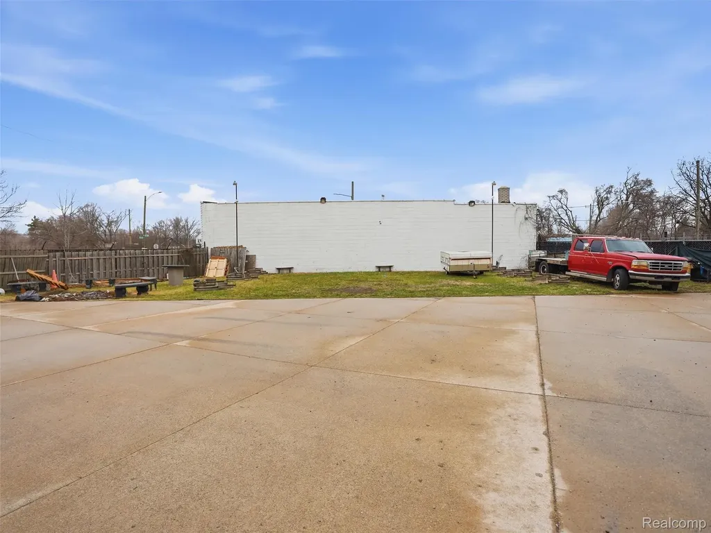 10320 Van Dyke Street Detroit City MI 48234