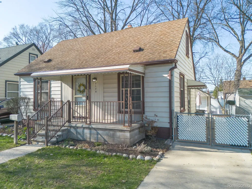 2175 Garfield Street Ferndale City MI 48220