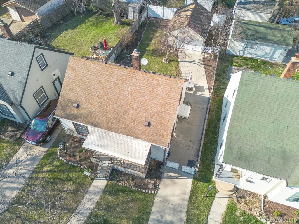 2175 Garfield Street Ferndale City MI 48220