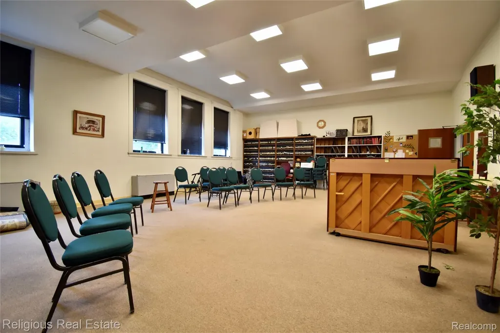 145 Capital Avenue NE Battle Creek City MI 49017